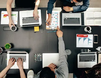 アンケート事務局の画像